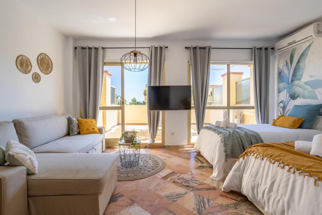 Oleholidays 225 Romana Playa Junto Al Mar 马尔韦利亚 外观 照片