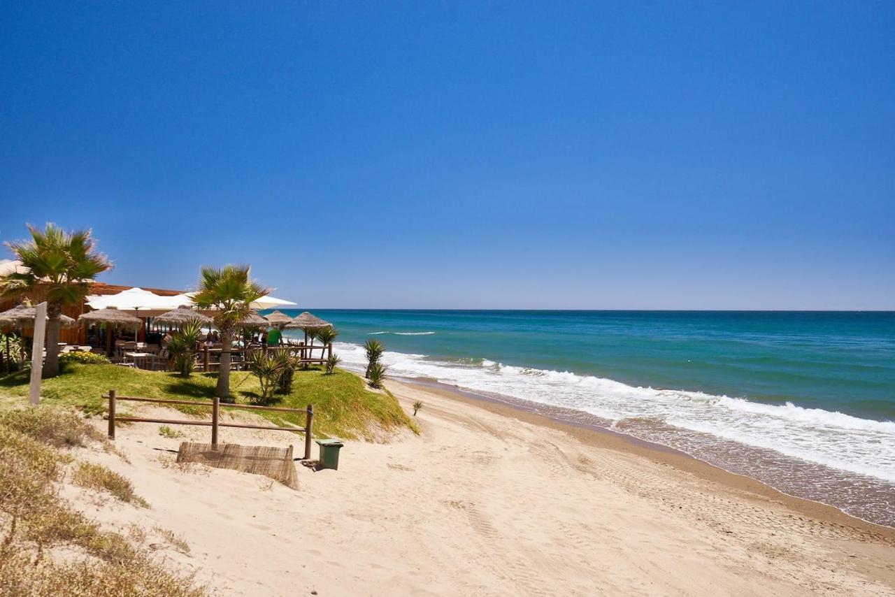 Oleholidays 225 Romana Playa Junto Al Mar 马尔韦利亚 外观 照片